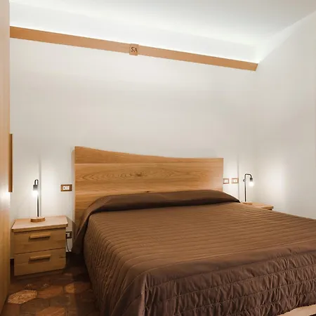 Seguire Le Botti - Agriturismo Cantina Sant'Andrea Borgo Vodice Esterno foto